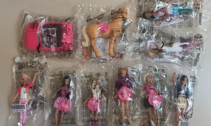 Coleção barbie lacrada