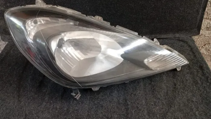 FAROL HONDA FIT 2009