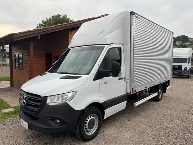 Sprinter 314 ano 2022 baú Repasse 