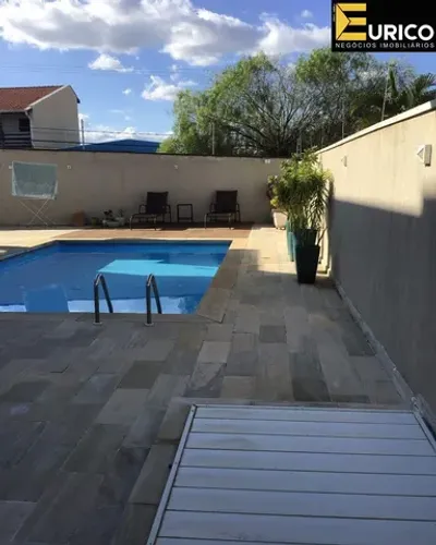 Casa à venda no Condomínio Residencial Oruam em Valinhos/SP