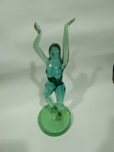 Escultura feminina mulher em acrílico "A Odalisca"
