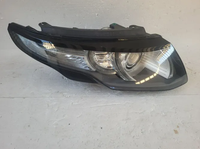 Farol direito evoque 2012/15 c/detalhe