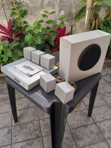 Home Theater System Philips.