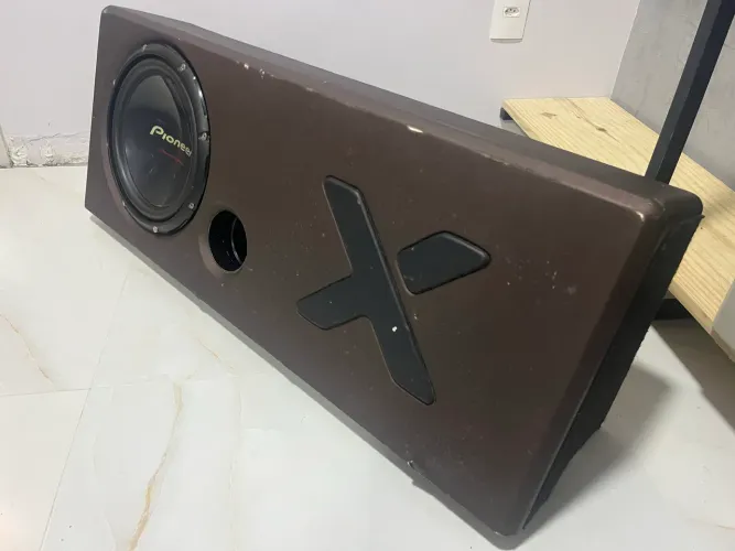 CAIXA DE SOM CARA PRETA automotivo