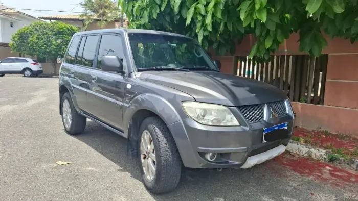 Mitsubishi Pajero TR4 2.0 Flex 16V 4X2 Aut. 2012