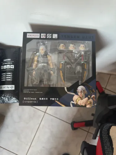 Action Figure Tengen Uzui Buzzmod