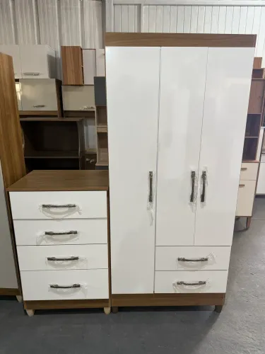 Guarda roupa 3 portas + cômoda - entregamos hoje