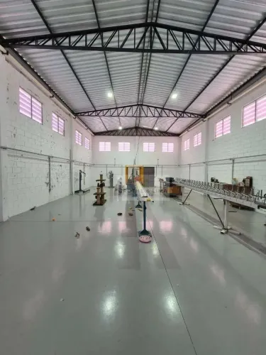 Galpão para alugar, 285 m² por R$ 6.050,00/mês - Jardim Uirá - São José dos Campos/SP