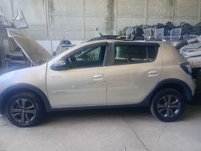 Vendo peças Sandero Stepway 2017