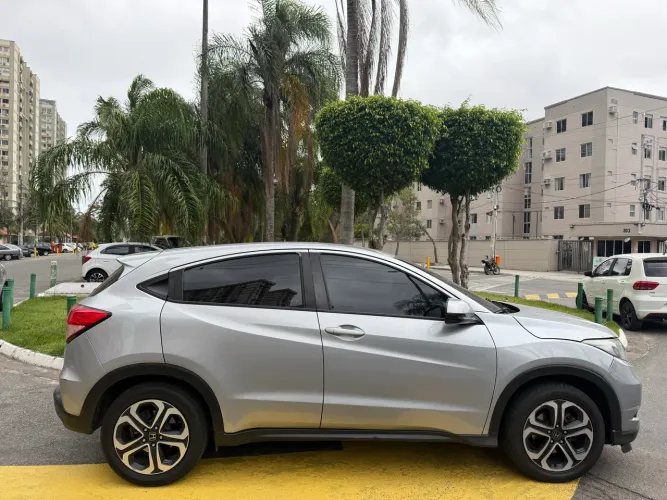Honda HR-V Lx 1.8 ano 2017,