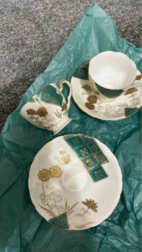 Par de xícaras antigas de cafe de porcelana 