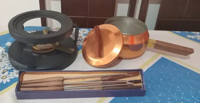 KIT APARELHO DE FONDUE AÇO INOXIDÁVEL COBRE ANTIADERENTE