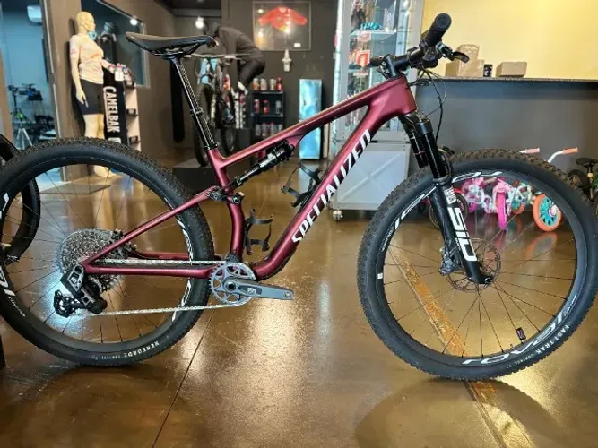 Bicicleta Specialized Epic 8 Expert
