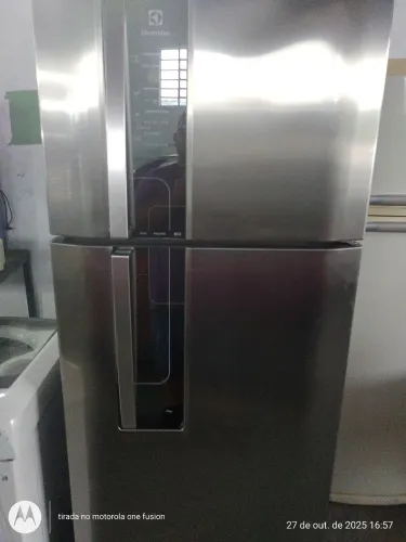 REFRIGERADOR ELECTROLUX DF52X 220V
