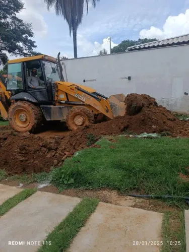 Limpeza de lotes e Terraplanagem