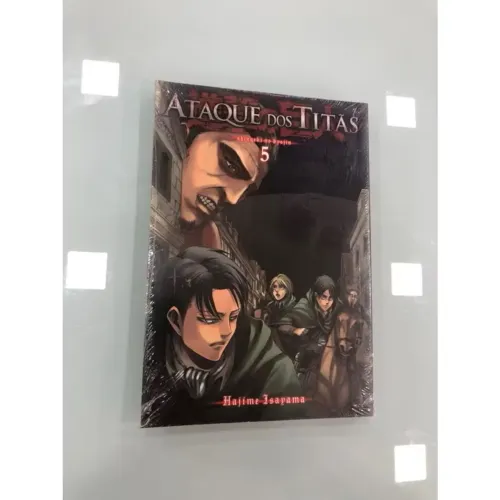 Ataque dos Titãs volume 5 Lacrado - Mangá Panini