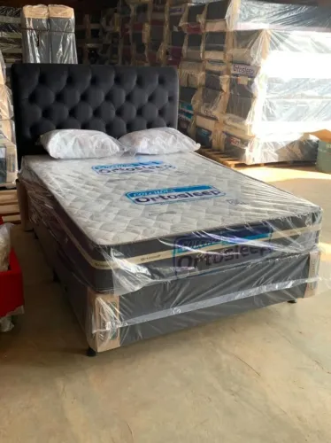 Cama casal box e colchão e cabeceira 