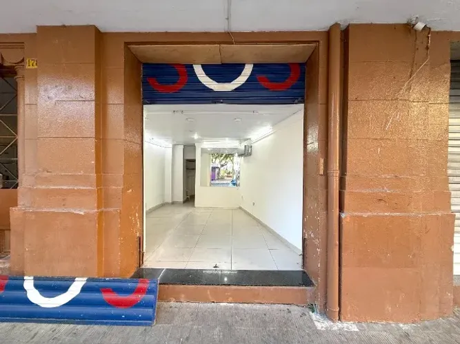 Alugo Loja Comercial no Centro de Vitória (Praça Costa Pereira) com 40m² - R$ 3.600,00