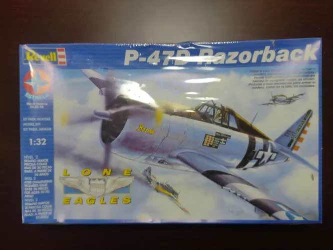 Maquete P-47D Razorback 1:32 Revell