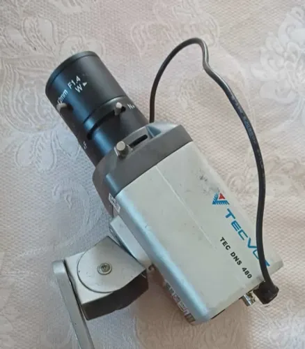 Câmera Color TEC VOZ TEC-480HS