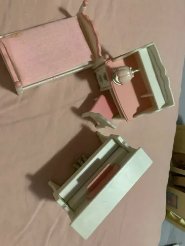 Mobiliário em Miniatura - Rosa Sylvanian Family