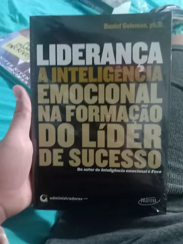 Livro, liderança a inteligência emocional na formação do líder de sucesso
