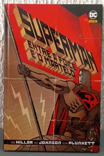 Superman Entre a Foice e o Martelo - Capa Dura