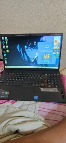 Notebook seminovo pouco usado