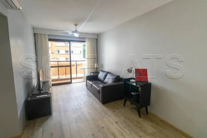 No mais nobre bairro do Jardim Paulista, maravilhoso flat mobiliado e com entrada imediata