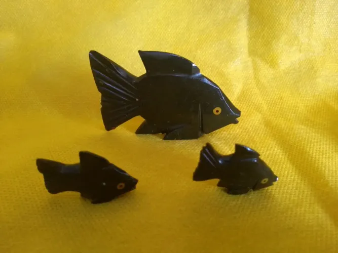 * MT Pequenas Esculturas de Peixes em Dolomita Artesanato Antigo Vintage