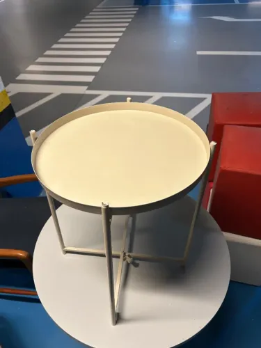 1 - Mesinha de Apoio de Canto Decorativa 