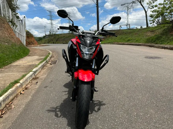 CB 300F 2023, 12.637 KM, ACEITO CARTÃO 12x