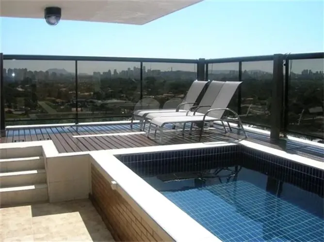 Cobertura à venda com 4 quartos, sendo 3 suítes, no condomínio Giacomo Pucini, São Paulo -