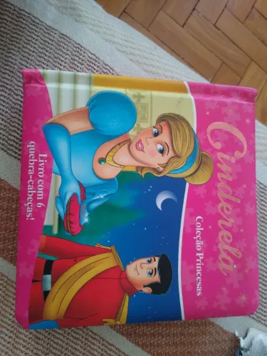 Livro quebra cabeças (C)
