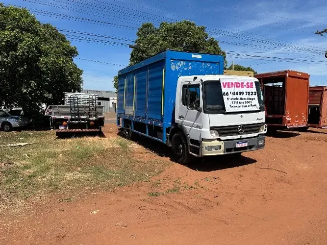 Caminhão Mb 1315 com baú 8 baia bebidas 