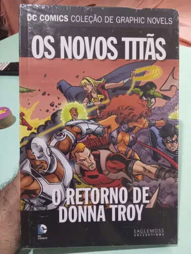 Hq eaglemoss Os Novos Titãs: O Retorno de Donna Troy nova