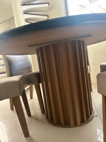 Mesa de vidro 6 cadeiras semi nova