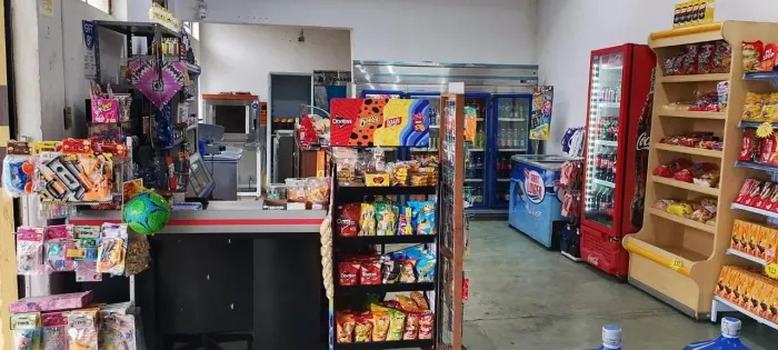 Loja completa em funcionamento