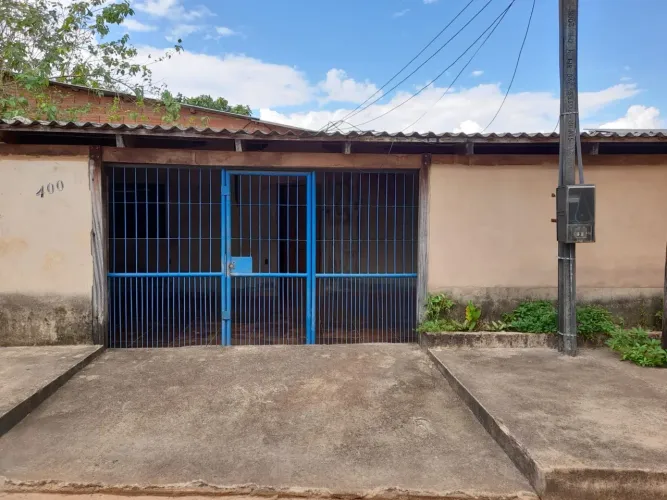 Casa à venda no bairro aeroclube