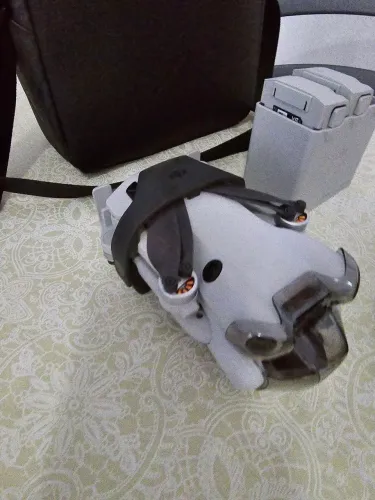 Dji mini 4 pro combo plus