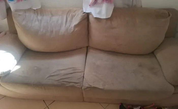 Sofá 2 lugares