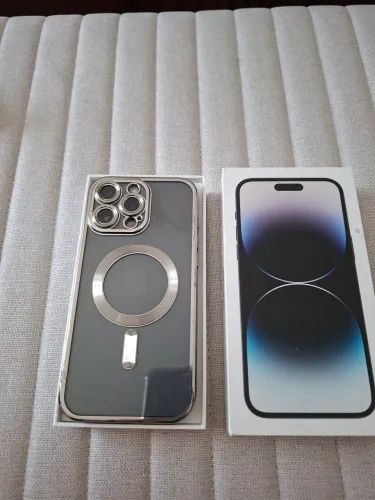 Vendo ou troco iphone 14 pro Max 256gb. Valor 3.400