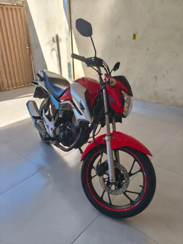 Honda CG Titan 160 Vermelha