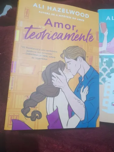 Ali hazelwood livros kit