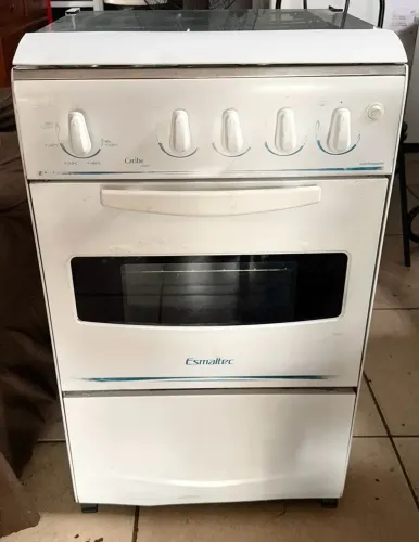 Fogão 4 bocas esmaltec usado barato conservado funcionando perfeitamente