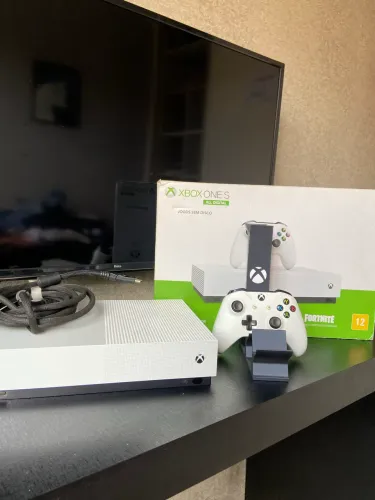 Xbox one s ALL DIGITAL TOP