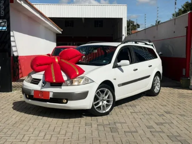 Renault Megane Grand Tour Dynam. Hi-flex 1.6 16V 2013