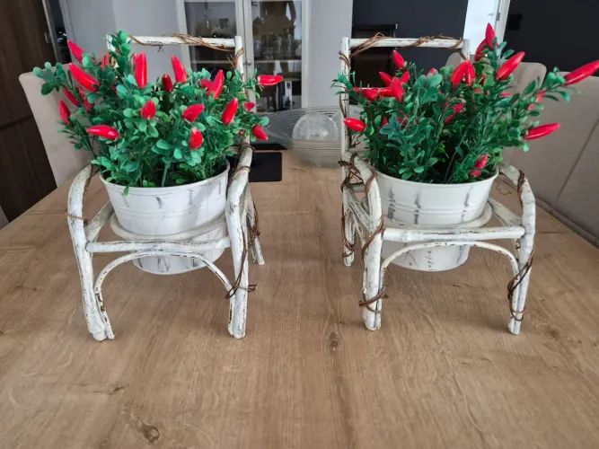 Conjunto cadeiras decoração de parede