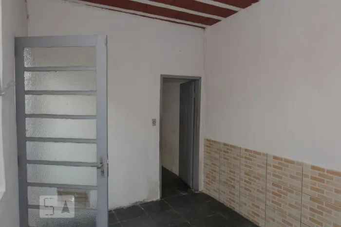 Casa à Venda - Santa Efigênia, 2 Quartos, 70 m2