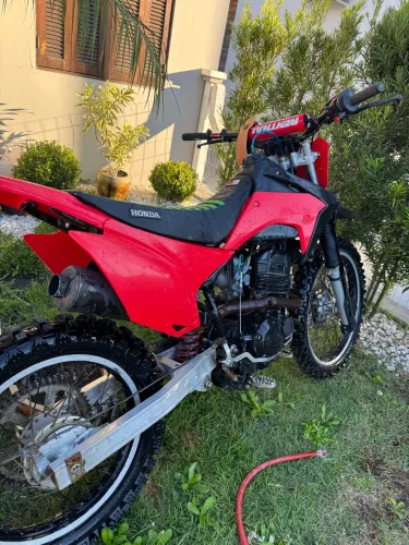 Moto de trilha pego troca